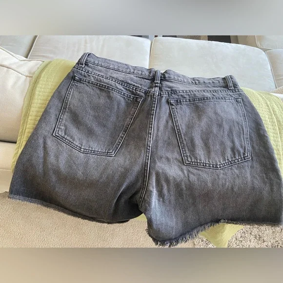 imogene + willie Washed Black High-Rise Jean Shorts - Picture 10 of 12